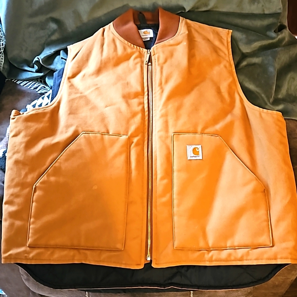 XL MEN'S CARHARTT VEST